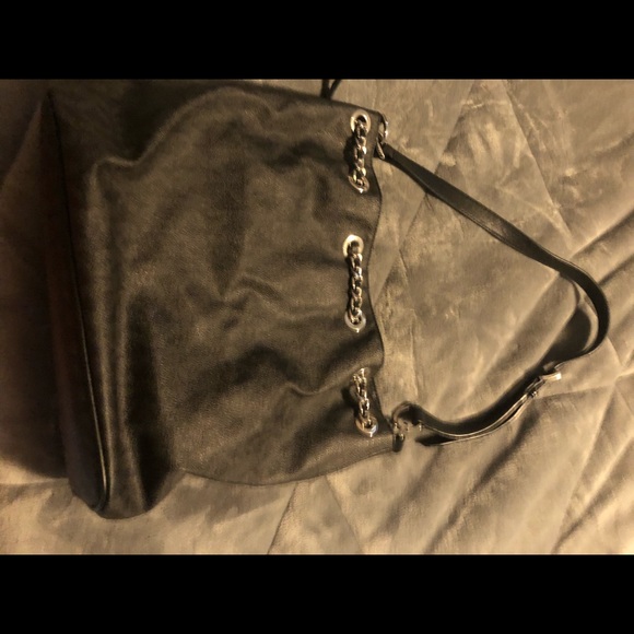 Michael kors purse - Picture 3 of 7